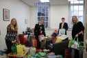 Donating Christmas Gifts Donating Christmas Gifts