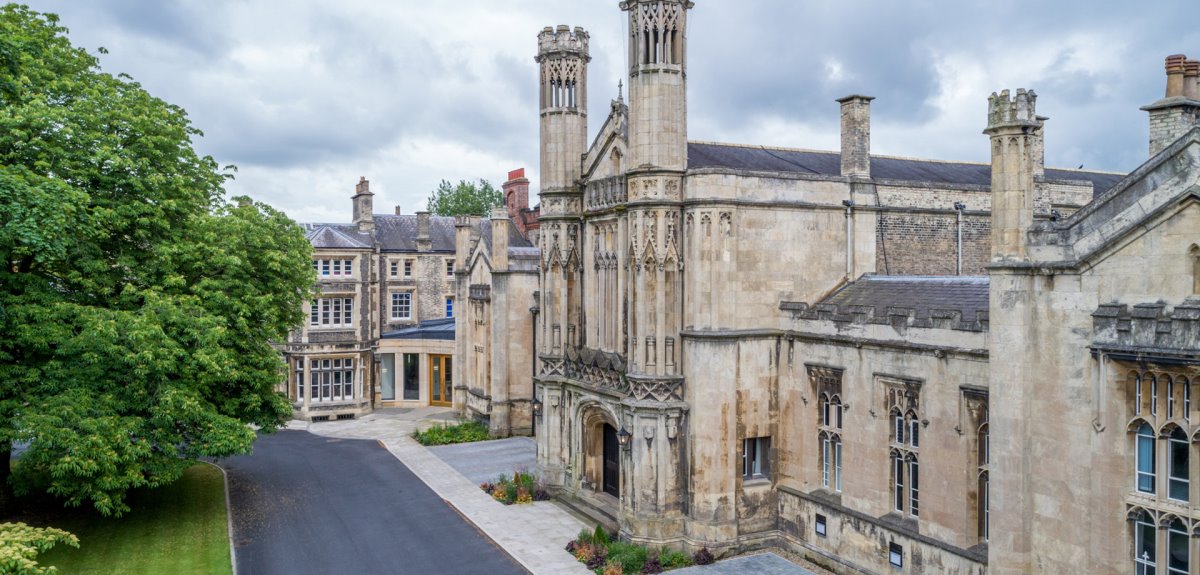 to St Peter’s School, York St Peter's School