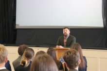 Old Peterite, Dr Ben Noble gives expert talk