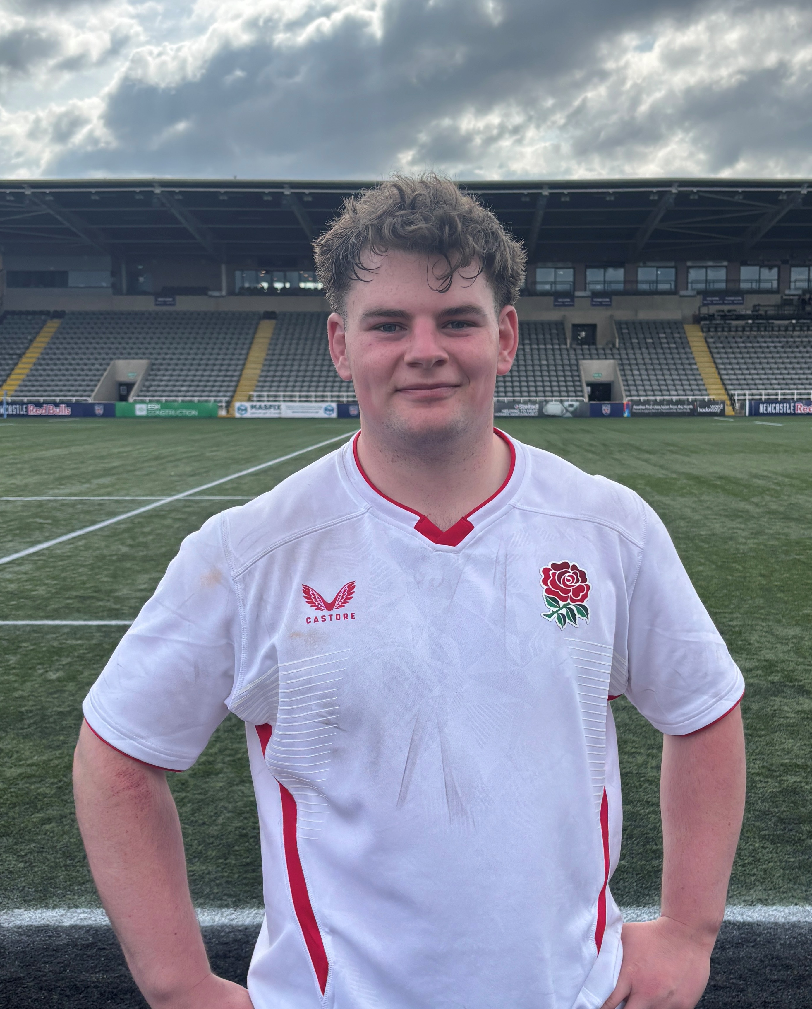 Old Peterite Lucas Oxley Represents England Students in Winning Rugby Match 